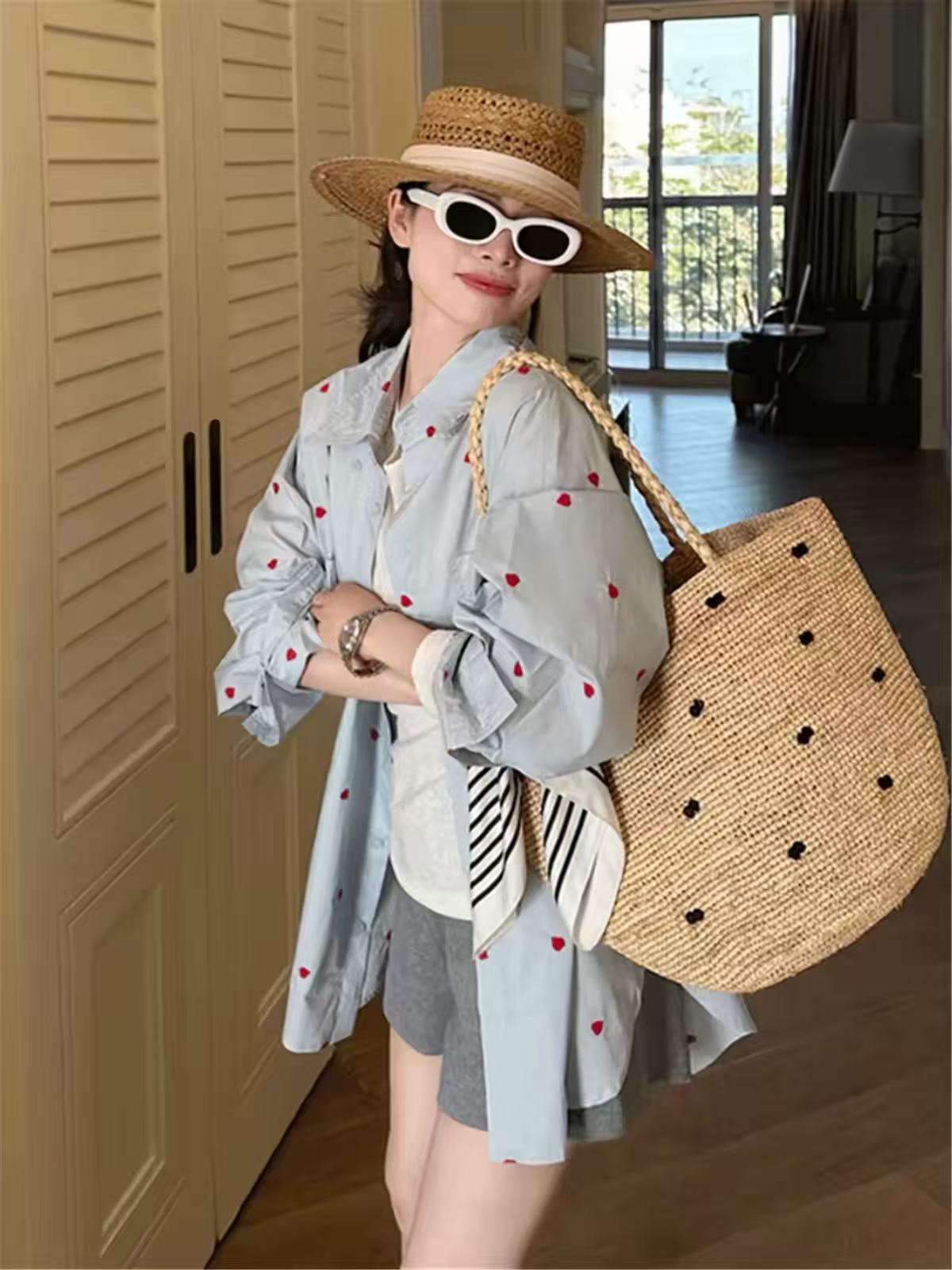 Women's Blue Heart Embroidered Shirt 2025 Korean Loose Casual Long Sleeve Sun Protection Top - Image 2