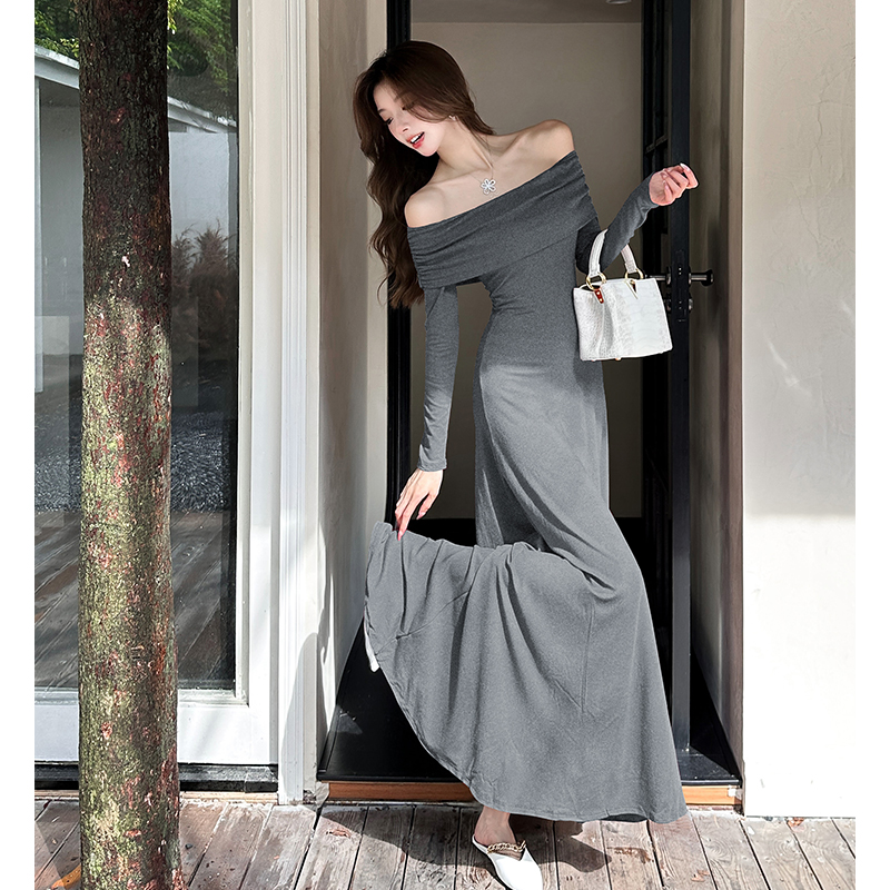 2026 Autumn Winter Off-Shoulder Long Sleeve Slim Fit Vintage French Style Maxi Dress - Image 3