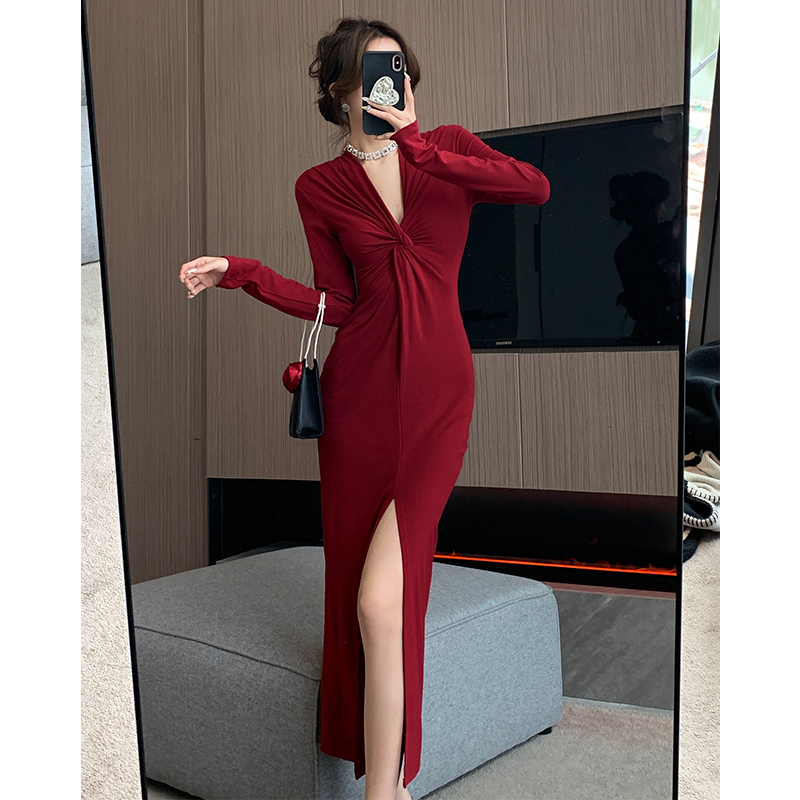 2026 Autumn Winter V-Neck Knit Long Sleeve Dress for Women Twist Slit Slim Long Dress - Image 5